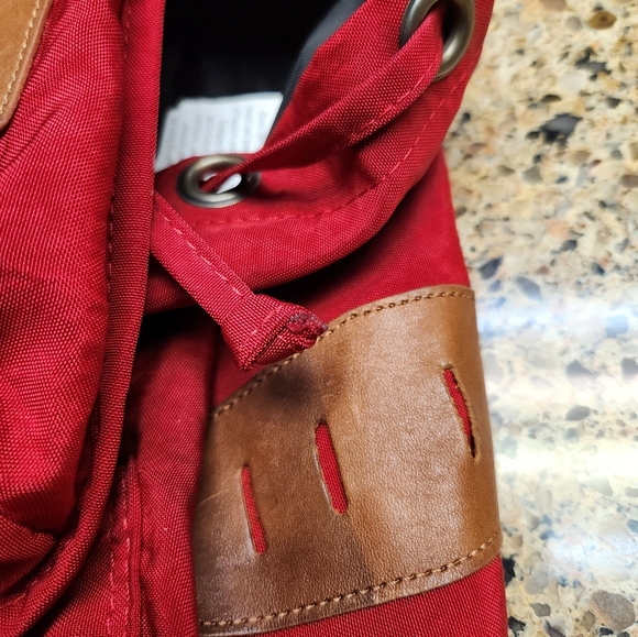 Jeep Red Rucksack Backpack - Picture 6 of 12